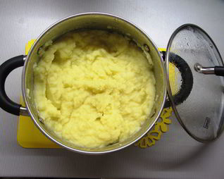 Картофельное пюре с карамелизованным луком