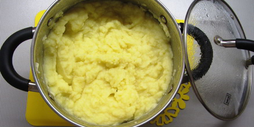 Рецепт картофельного пюре с карамелизованным луком