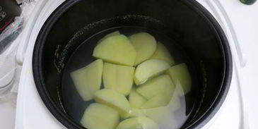 картофельное пюре с лососем в мультиварке