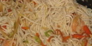 китайская лапша с креветками