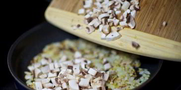 котлеты из говядины с грибами