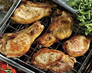 Котлеты на косточке с пряным соусом