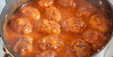 котлеты в подливе