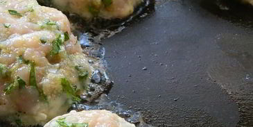 куриные котлеты с лимонным соусом