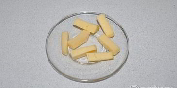 куриные котлеты с начинкой из сыра