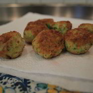 Рецепт Рыбных котлеток с чесноком и петрушкой