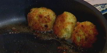 рыбные котлетки с чесноком и петрушкой