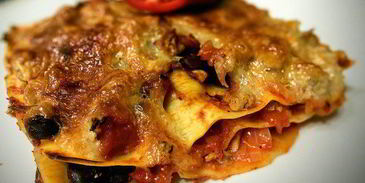 лазанья с тунцом арабиата