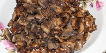 мясная лазанья с грибным соусом