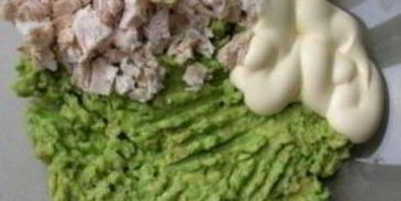 паста из авокадо