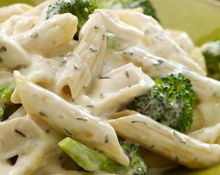 Паста с брокколи в сливочном соусе