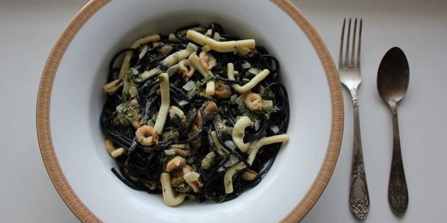 Рецепт пасты с чернилами каракатицы и морепродуктами