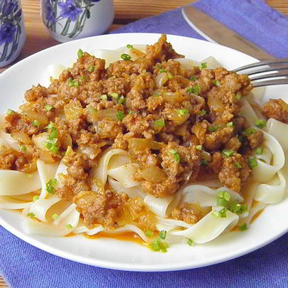 Паста с фаршем и томатной пастой