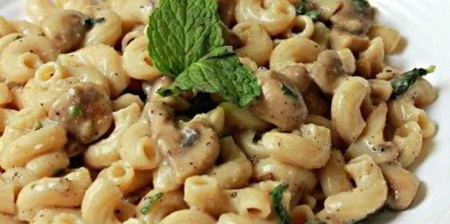 Рецепт пасты с грибами и нежным мятным соусом