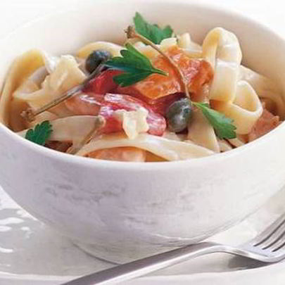 Паста с копченым лососем