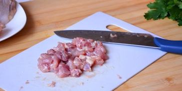 паста с курицей в томатном соусе