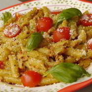 Рецепт Пасты с помидорами черри и красным песто