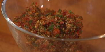 паста с помидорами черри и красным песто