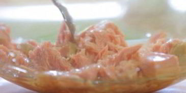 паста с тунцом и помидорами