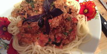 спагетти болоньез