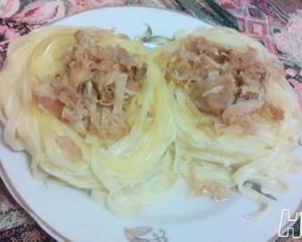 Спагетти-гнезда с мясом