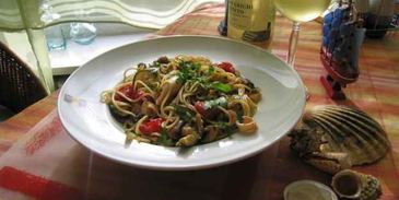 спагетти с кальмарами