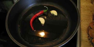 спагетти с кальмарами