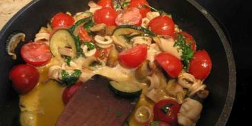 спагетти с кальмарами