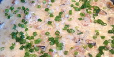 спагетти с морепродуктами в чесночно-сливочном соусе