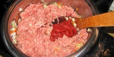 спагетти с соусом болоньезе