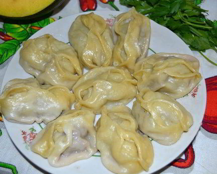 Манты с говядиной и тыквой