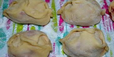 манты с говядиной и тыквой