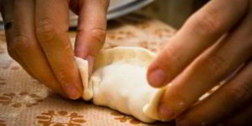 манты с тыквой и мясом по-узбекски