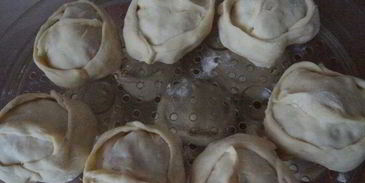 манты со свининой и картофелем