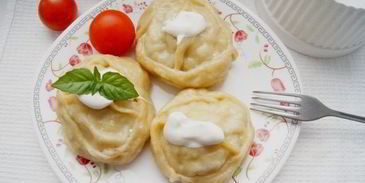 манты со свининой и картофелем