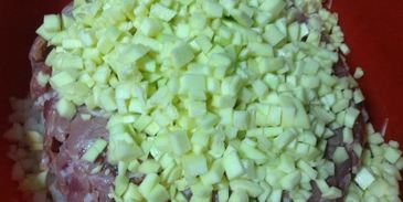 манты со свининой и тыквой