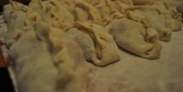 манты в скороварке