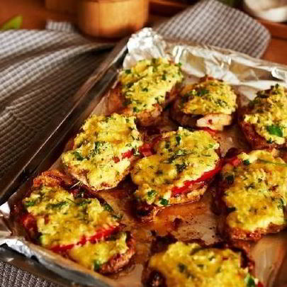 Быстрая свинина по-французски в духовке