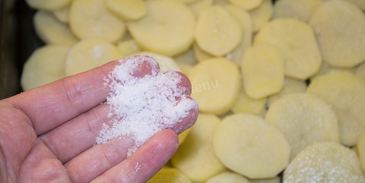 мясо по-французски классически в духовке с картошкой