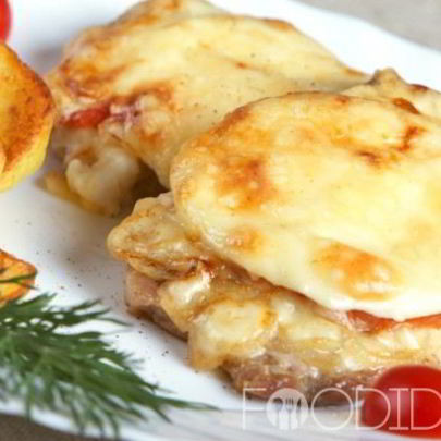 Мясо по-французски с ананасами