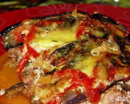 Мясо по-французски с баклажанами