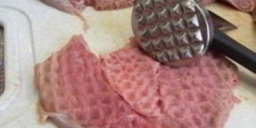 мясо по-французски с грибами и сыром