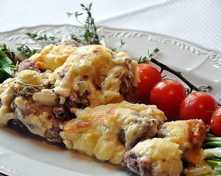 Мясо по-французски с картофелем