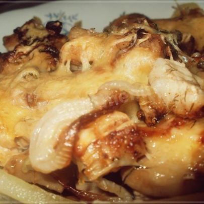 Мясо по-французски с шампиньонами