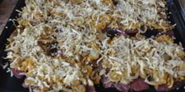 мясо по-французски со свининой и грибами