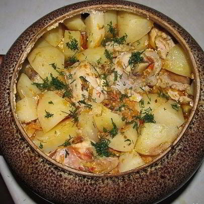 Мясо по-французски в горшочках