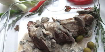 сочная телячья вырезка по-французски с шампиньонами