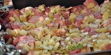 свиная шейка с пармезаном запеченная по-французски