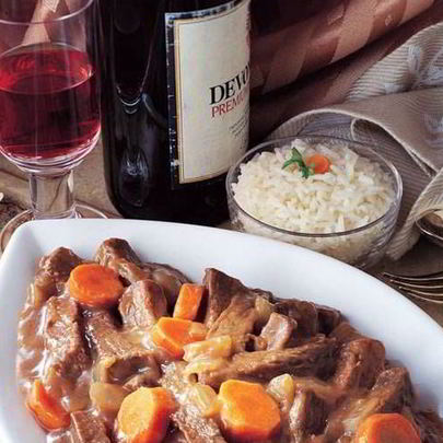 Ароматная говядина в красном вине