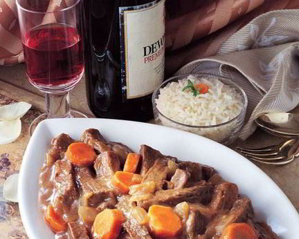 Ароматная говядина в красном вине